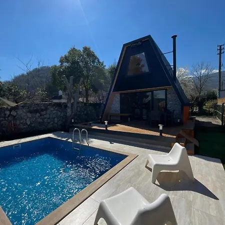 Hotel Mavi Ay Sapanca 4*